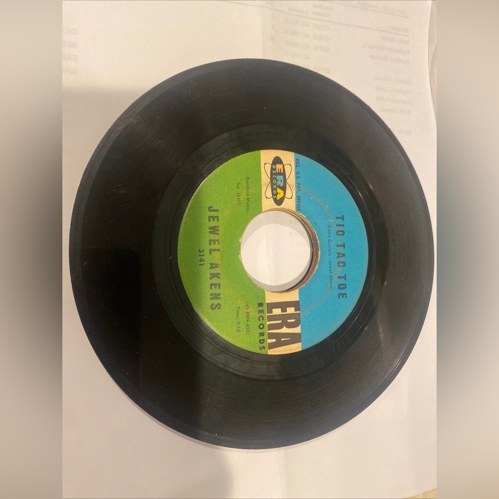 Jewel Akens Record